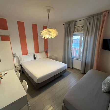 F.Rooms Napoli Eksteriør billede