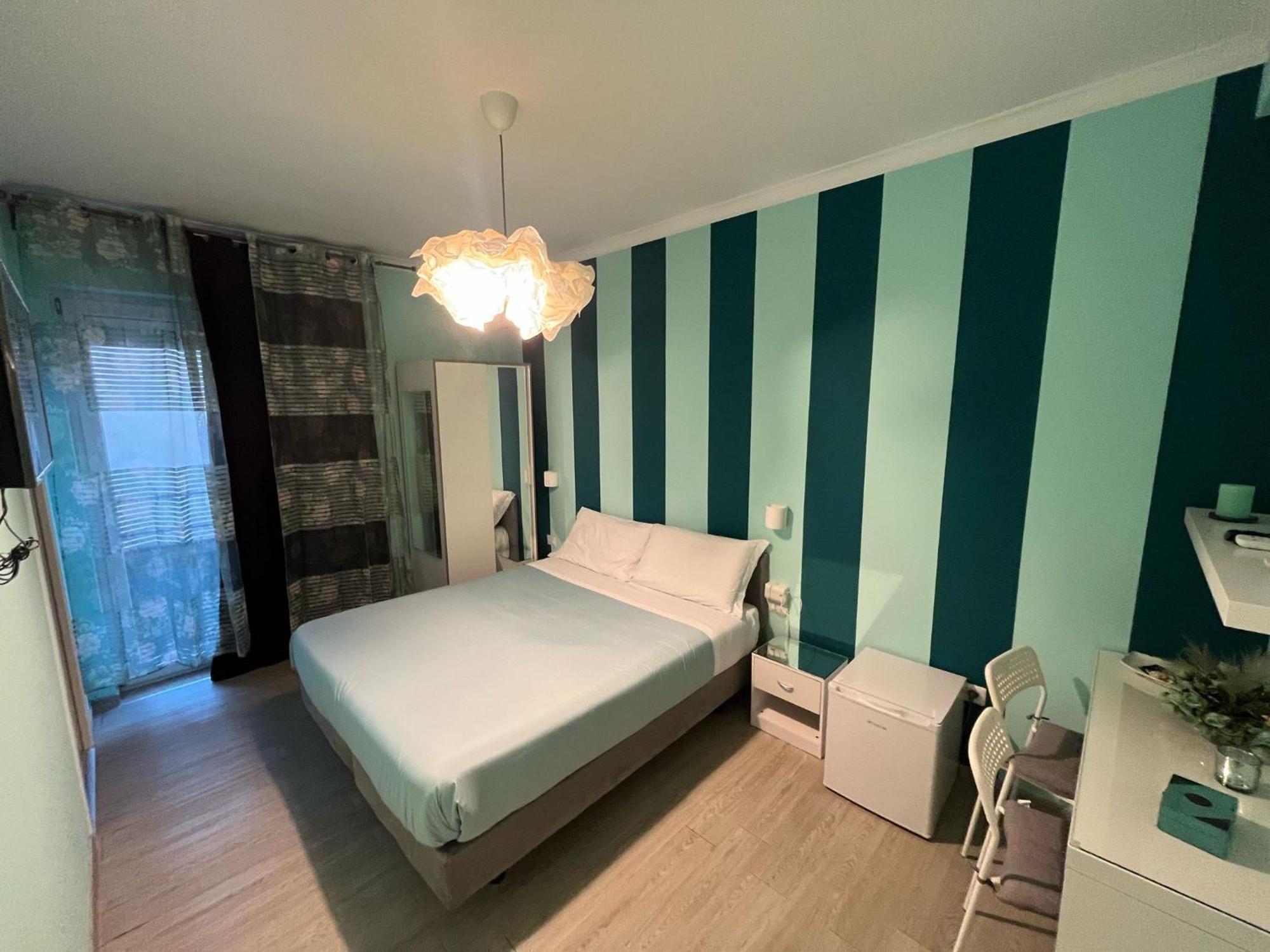 F.Rooms Napoli Eksteriør billede